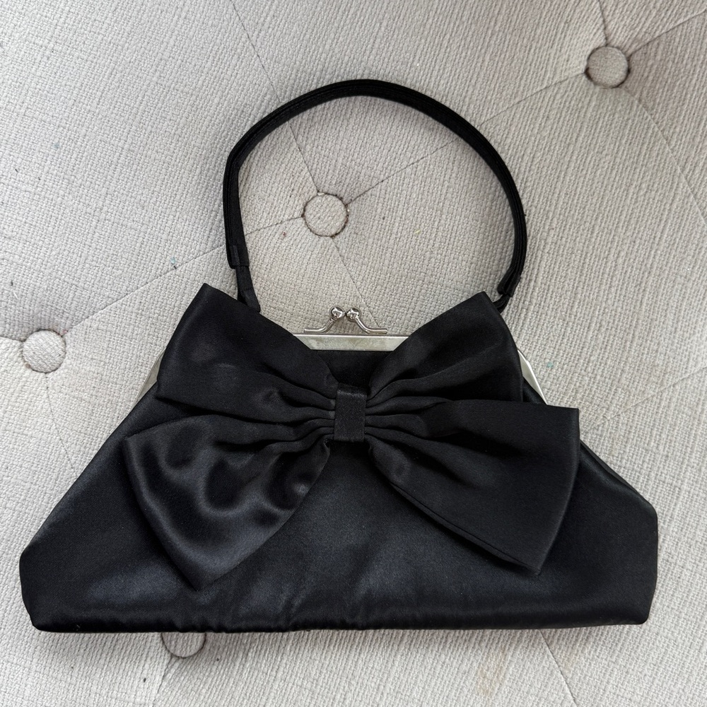 Elegant Black Bow Handbag